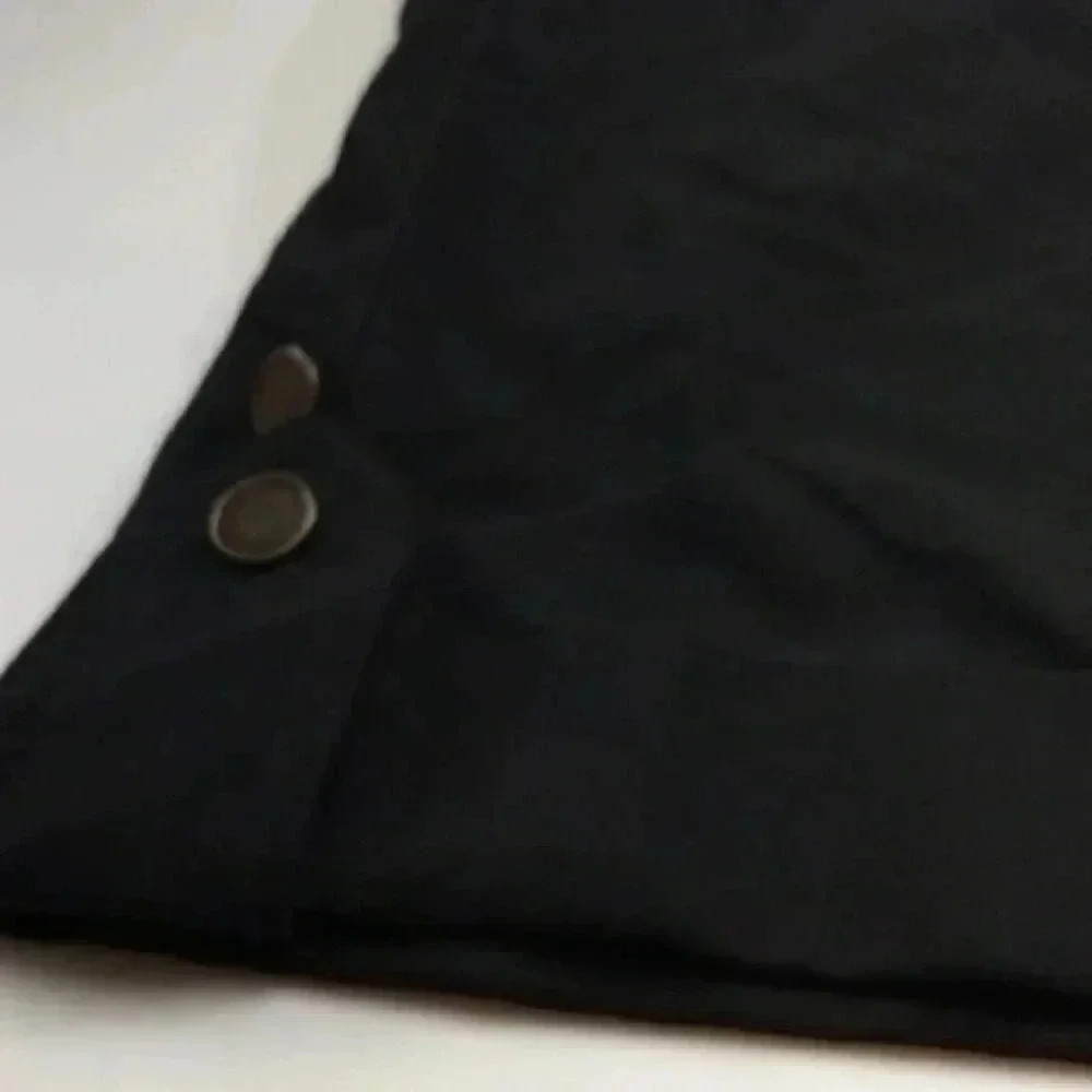 Larry Levine ladies capris 8 - Picture 13 of 16